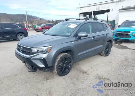 2022 Volkswagen Taos 1.5T Se z USA, uszkodzony, nr VIN 3VVPX7B29NM082754